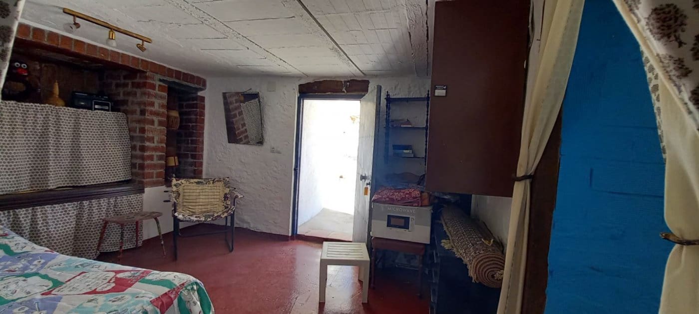 4 soveværelse Byhus til salg i Cutar med swimmingpool - € 185.500 (Ref: 8078852)