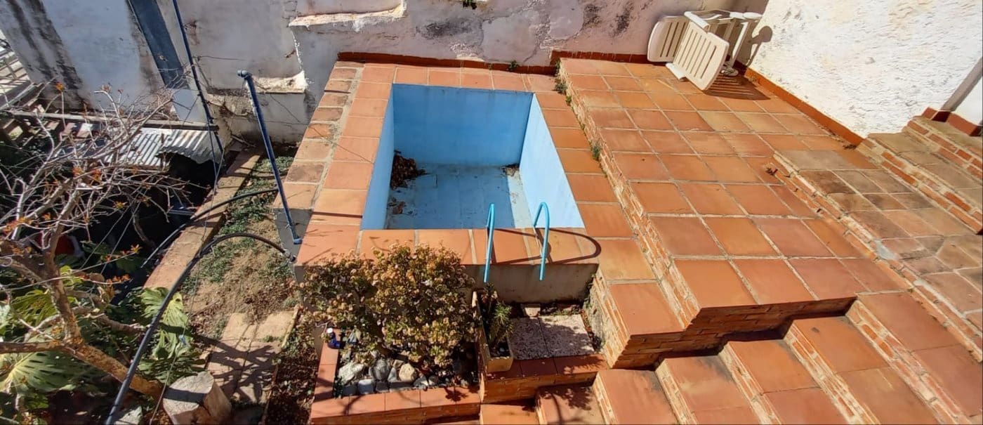 4 soveværelse Byhus til salg i Cutar med swimmingpool - € 185.500 (Ref: 8078852)