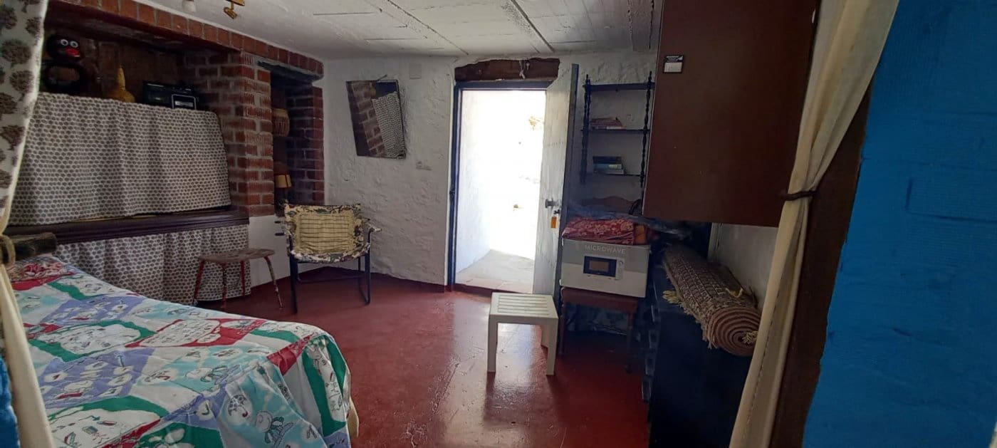 4 soveværelse Byhus til salg i Cutar med swimmingpool - € 185.500 (Ref: 8078852)