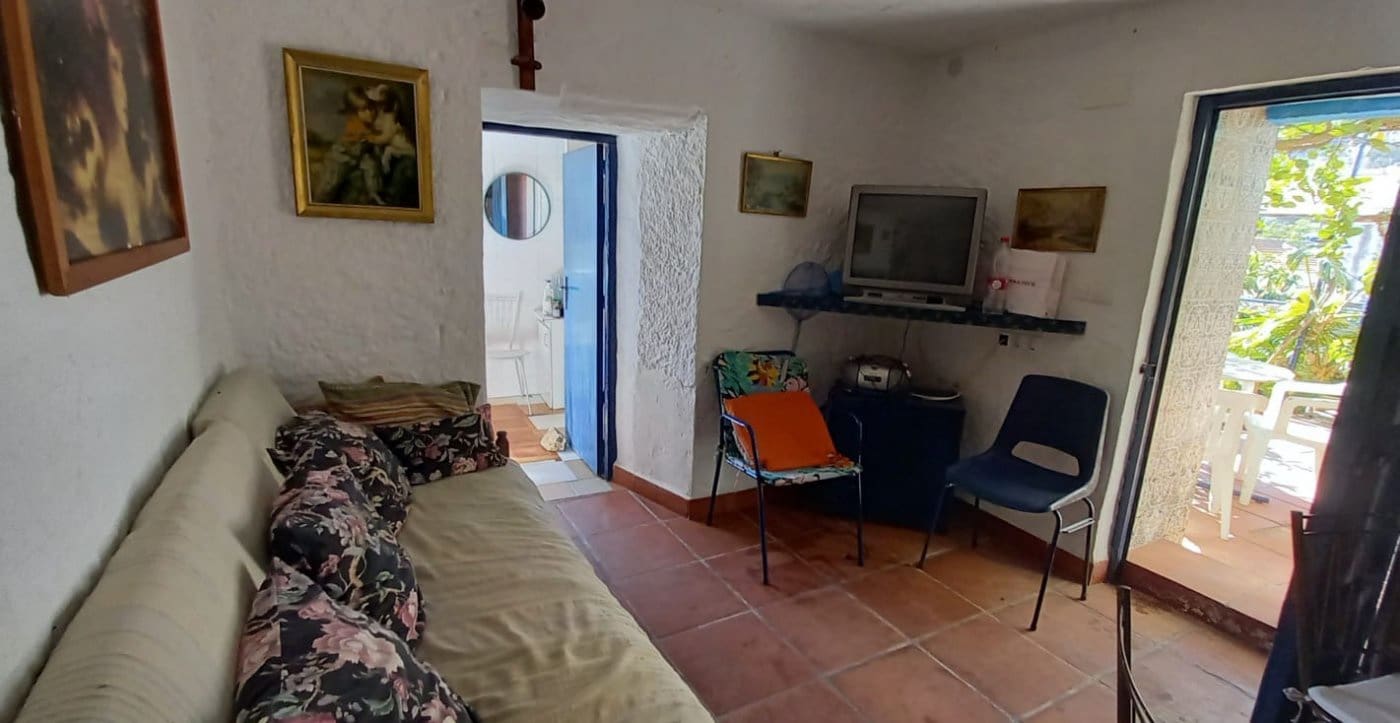 4 soveværelse Byhus til salg i Cutar med swimmingpool - € 185.500 (Ref: 8078852)