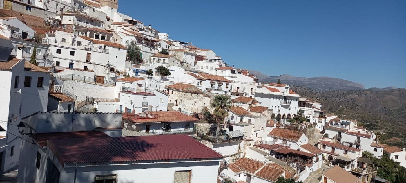 4 soveværelse Byhus til salg i Cutar med swimmingpool - € 185.500 (Ref: 8078852)