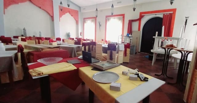 Commercieel te koop in Canillas de Aceituno - € 995.000 (Ref: 8078887)