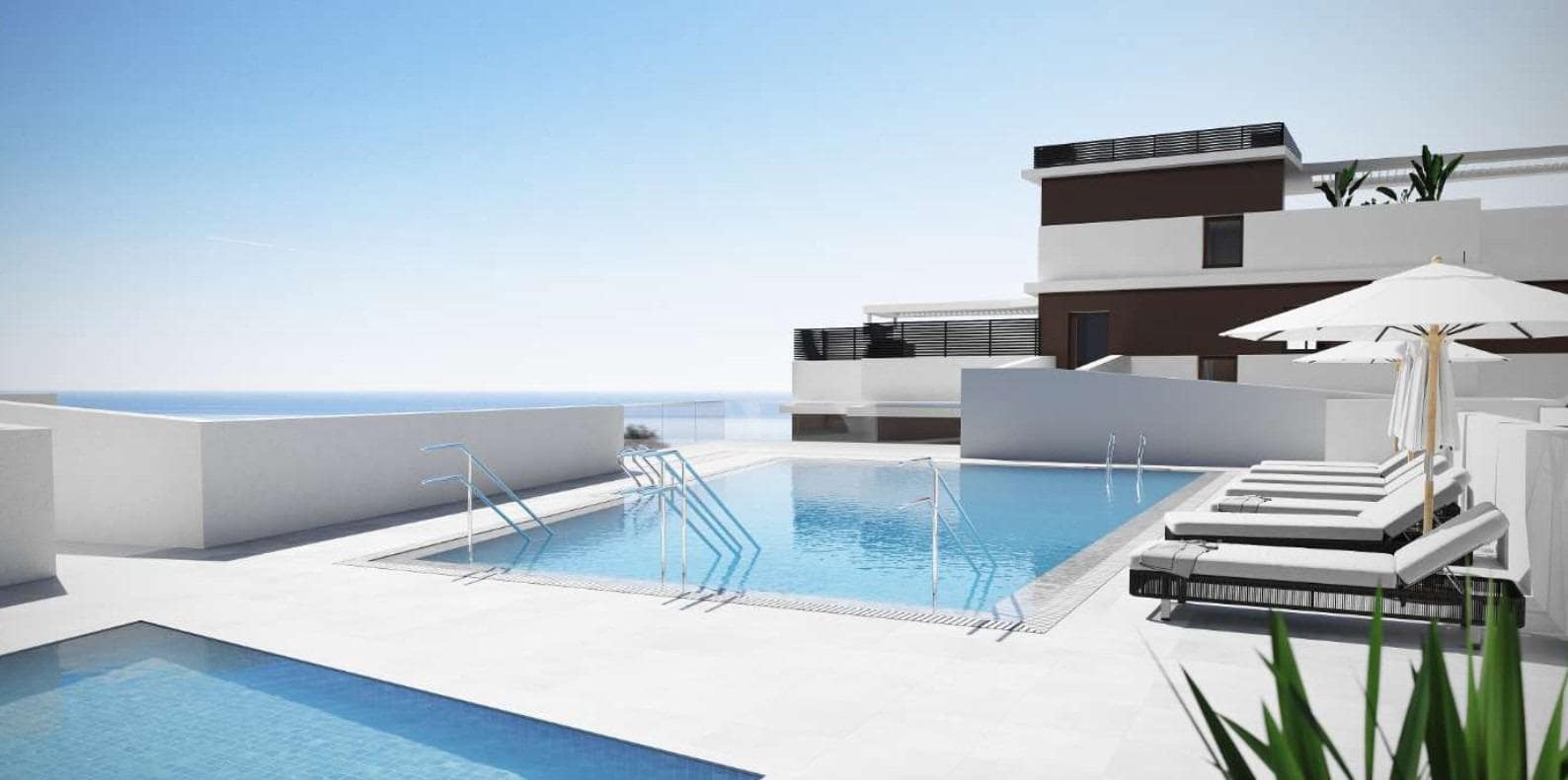 Piso de 2 habitaciones en Rincón de la Victoria en venta con piscina garaje - 395.000 € (Ref: 8078898)