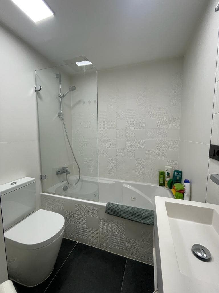 3 bedroom Flat for sale in Torremolinos with garage - € 680,000 (Ref: 8078911)