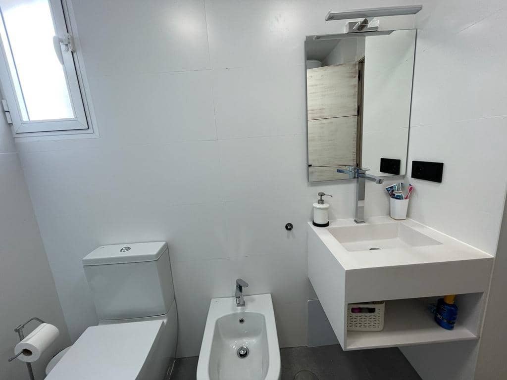 3 bedroom Flat for sale in Torremolinos with garage - € 680,000 (Ref: 8078911)