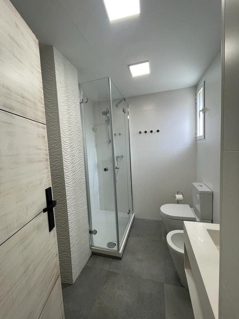 3 bedroom Flat for sale in Torremolinos with garage - € 680,000 (Ref: 8078911)