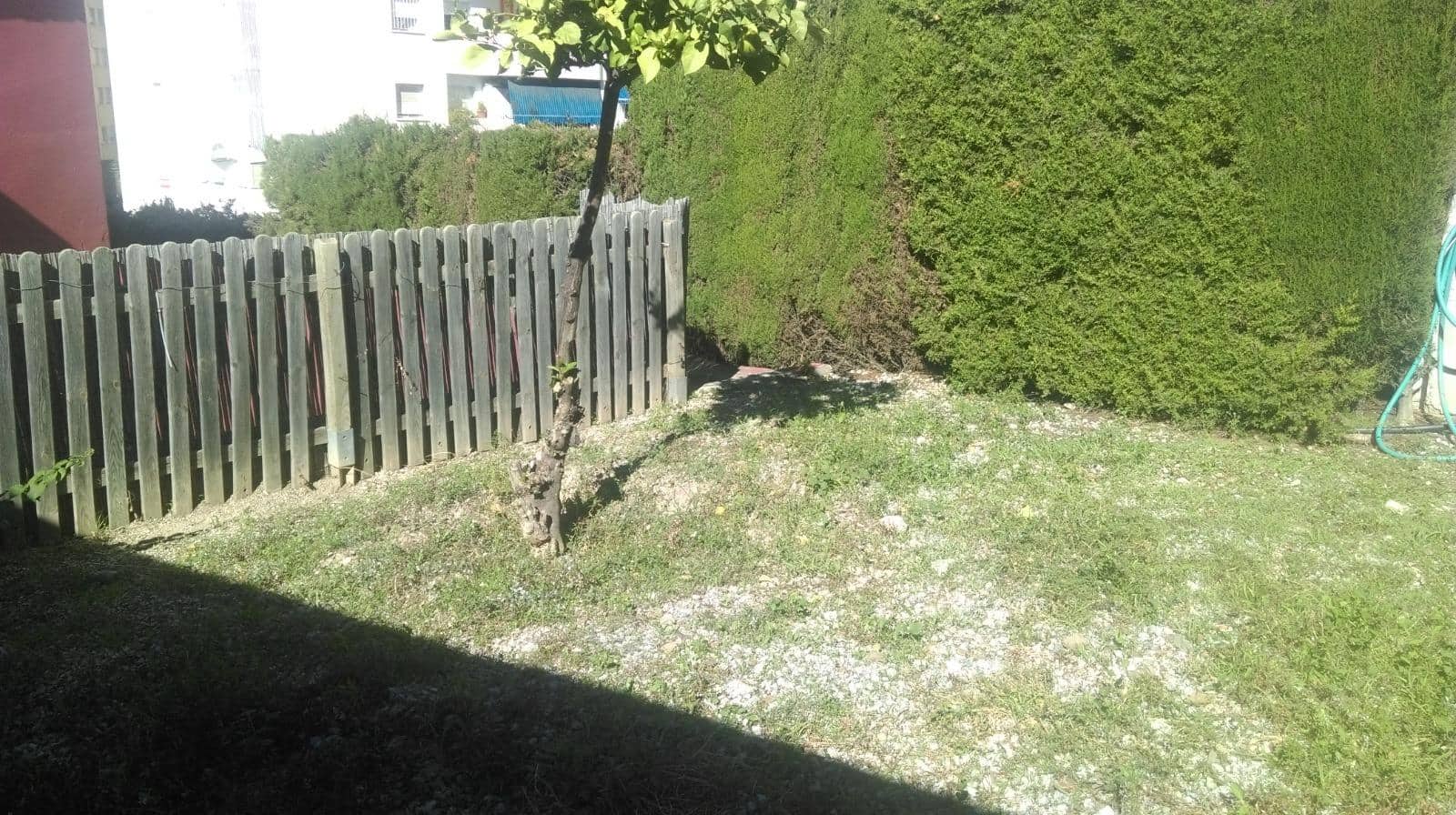 5 soveværelse Semi-Rækkehus til salg i Rincon de la Victoria med swimmingpool - € 630.000 (Ref: 8078931)