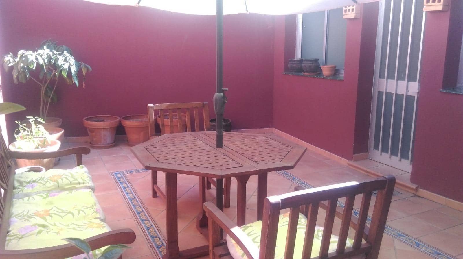 5 soveværelse Semi-Rækkehus til salg i Rincon de la Victoria med swimmingpool - € 630.000 (Ref: 8078931)