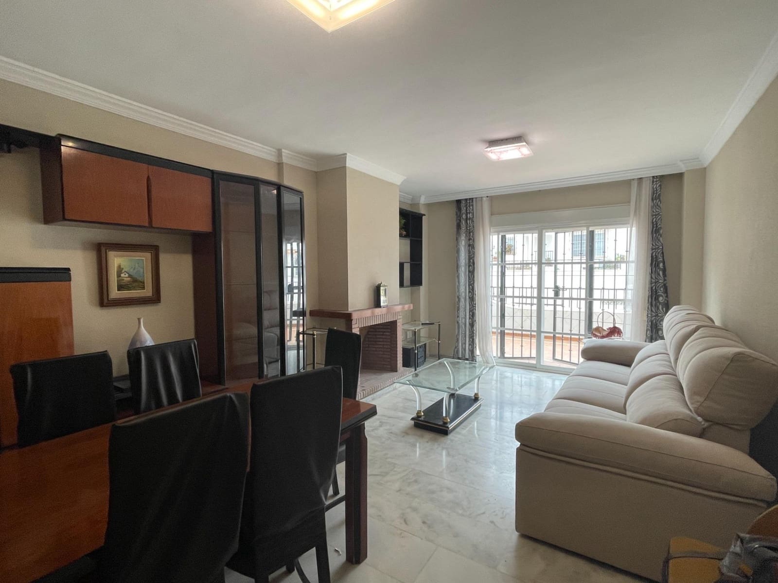 3 soveværelse Rækkehus til salg i Torre de Benagalbon med swimmingpool garage - € 529.000 (Ref: 8078963)