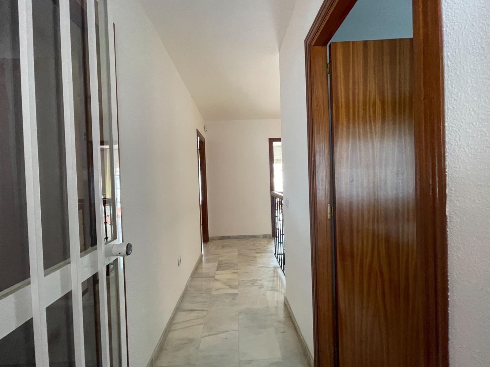 3 soveværelse Rækkehus til salg i Torre de Benagalbon med swimmingpool garage - € 529.000 (Ref: 8078963)