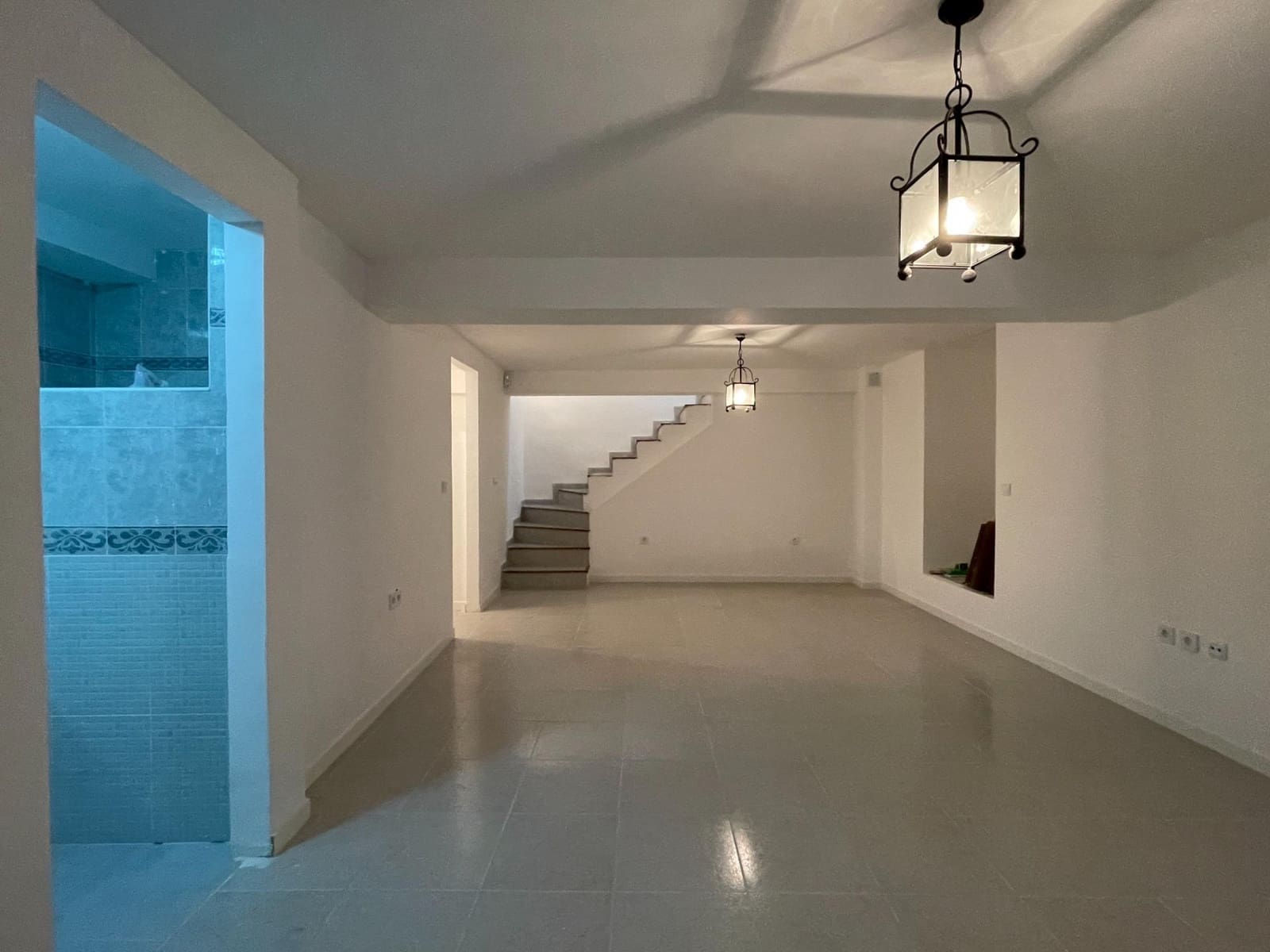 3 soveværelse Rækkehus til salg i Torre de Benagalbon med swimmingpool garage - € 529.000 (Ref: 8078963)