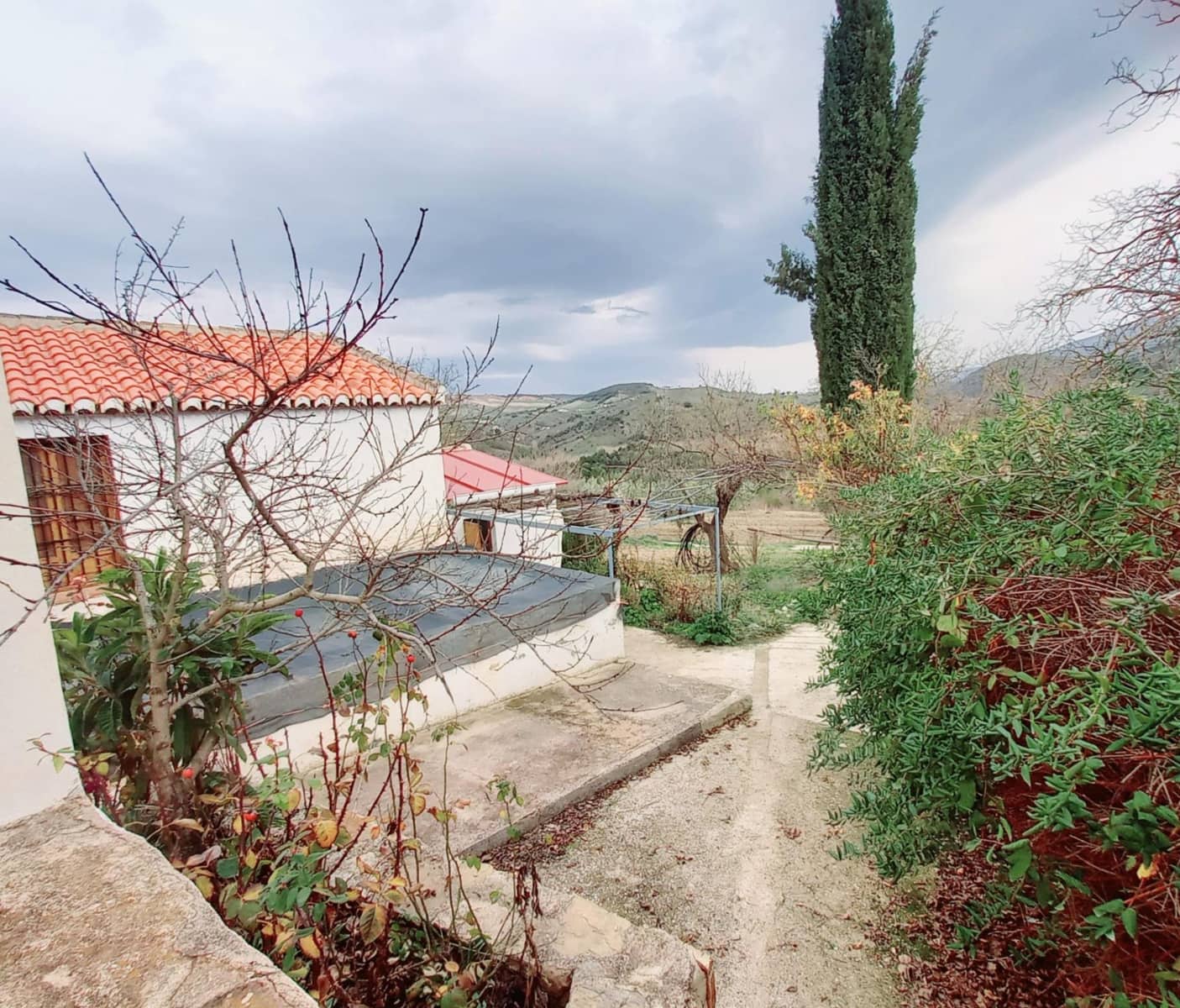 Grunde uden byggetilladelser til salg i Granada by - € 66.000 (Ref: 8090208)