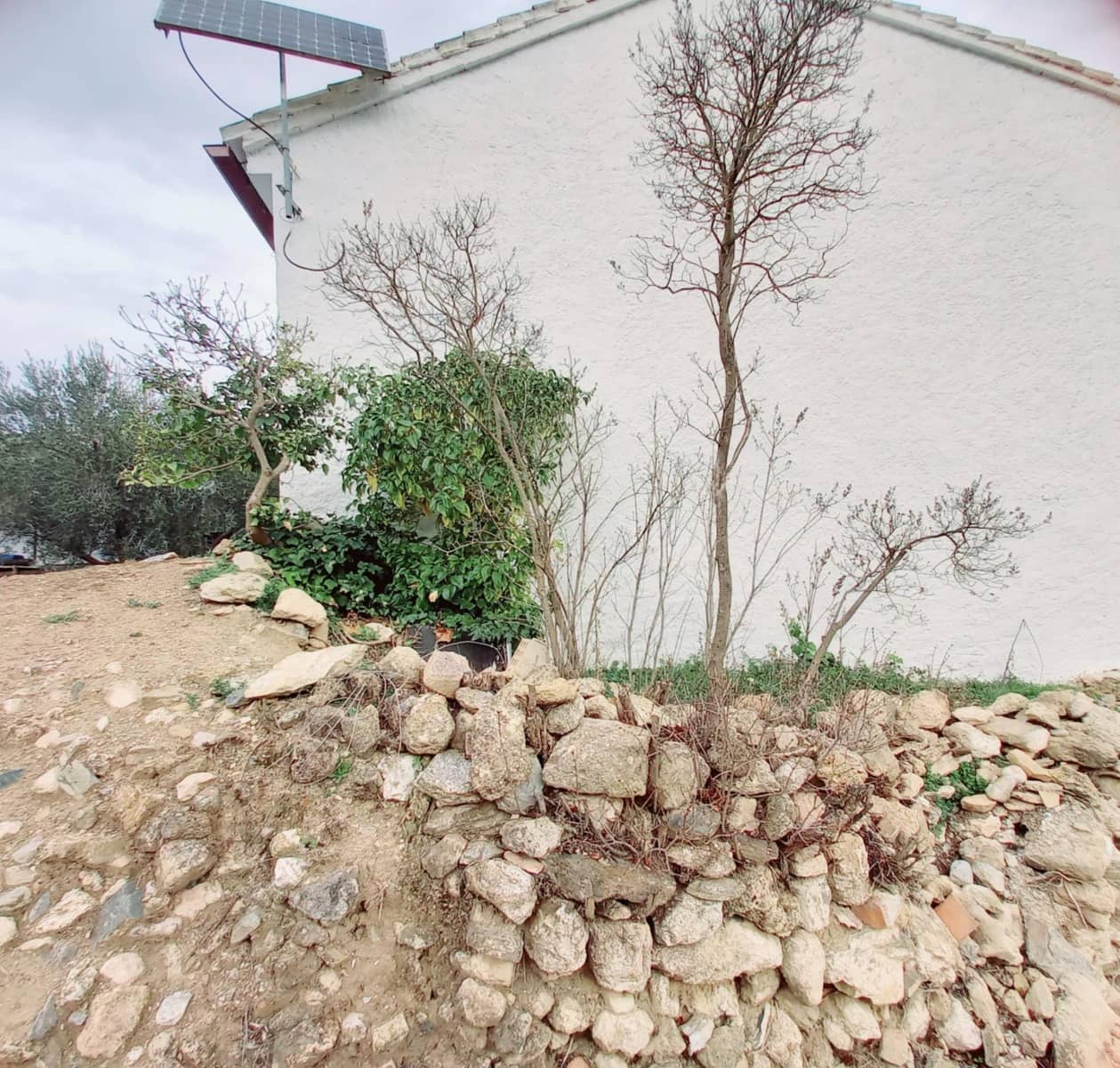 Ubebygd land til salgs i Granada by - € 66 000 (Ref: 8090208)