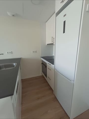 1 makuuhuone Huoneisto vuokrattavana paikassa Mijas mukana uima-altaan - 1 100 € (Ref: 8117469)