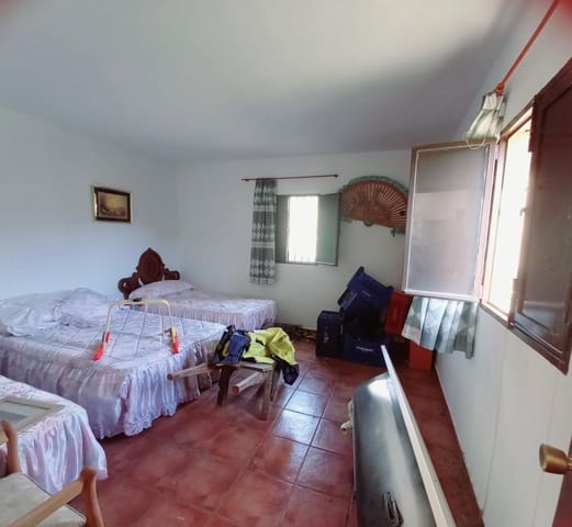 1 slaapkamer Finca/Landhuis te koop in Canillas de Aceituno met garage - € 79.500 (Ref: 8242777)