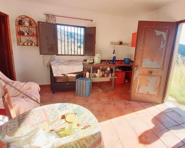 1 slaapkamer Finca/Landhuis te koop in Canillas de Aceituno met garage - € 79.500 (Ref: 8242777)