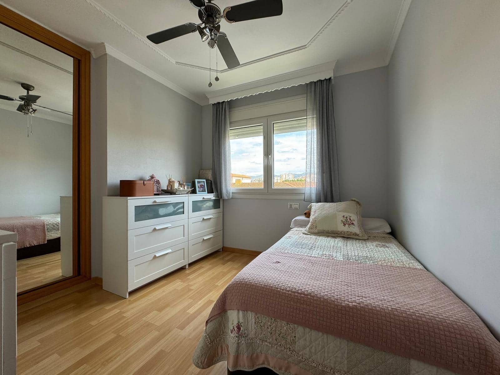 4 soveværelse Lejlighed til salg i Malaga by - € 399.900 (Ref: 8253939)