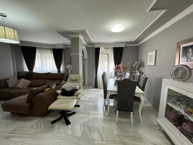 4 quarto Apartamento para venda em Arroyo de los Angeles, Málaga cidade - 399 900 € (Ref: 8253939)