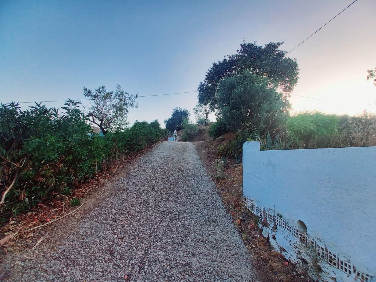 4 soveværelse Semi-Rækkehus til salg i Comares med garage - € 250.000 (Ref: 8327983)