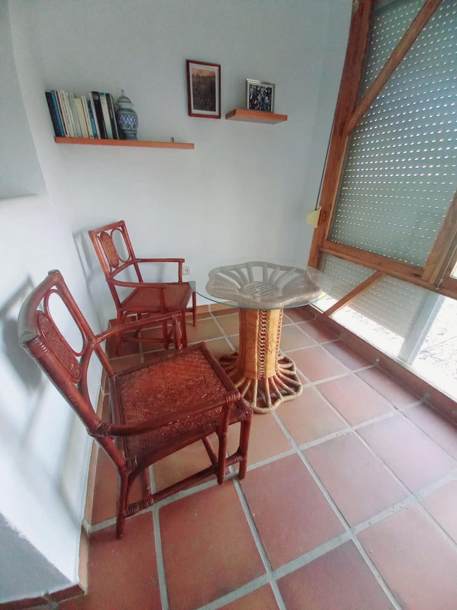 4 soverom Kjedet enebolig til salgs i Comares med garasje - € 250 000 (Ref: 8327983)