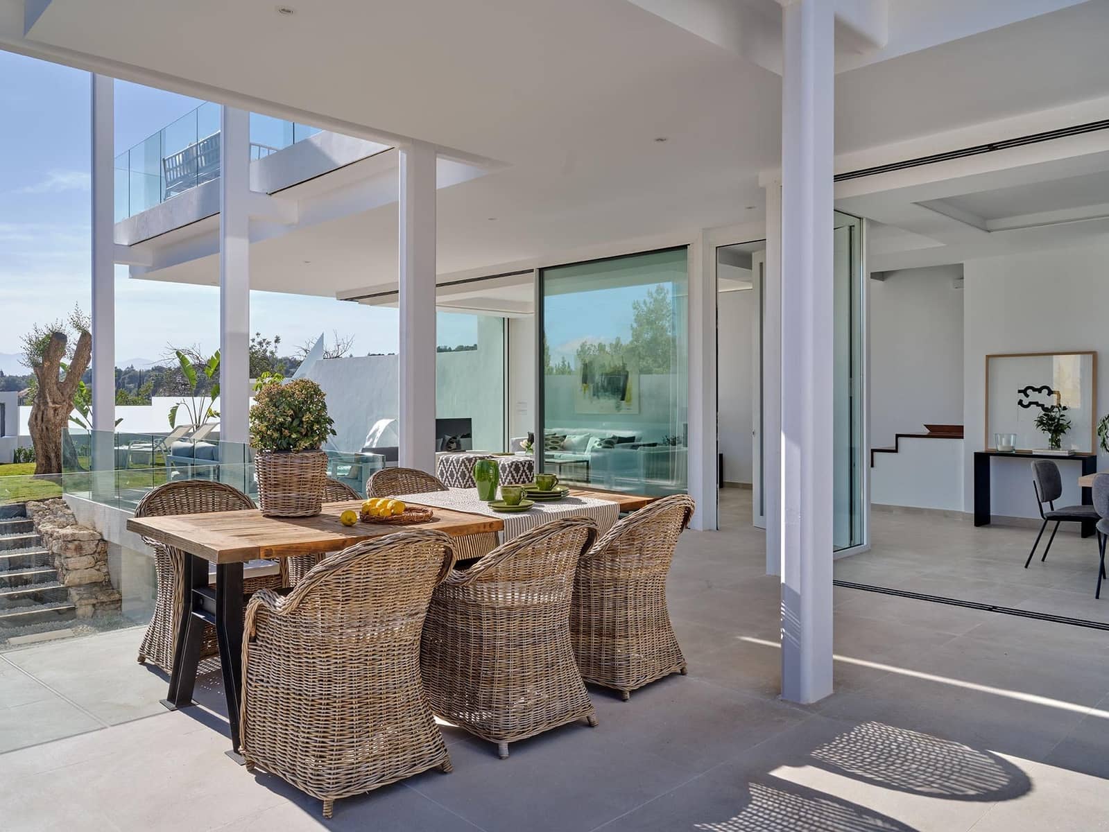 4 Zimmer Villa zu verkaufen in Marbella mit Pool Garage - 1.790.000 € (Ref: 8417750)