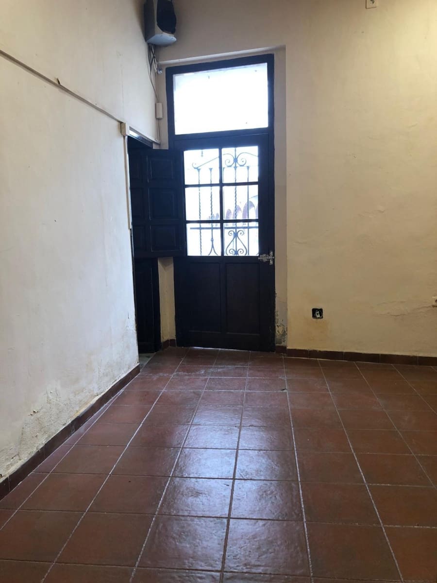 4 soveværelse Lejlighed til salg i Ronda - € 165.000 (Ref: 8460329)