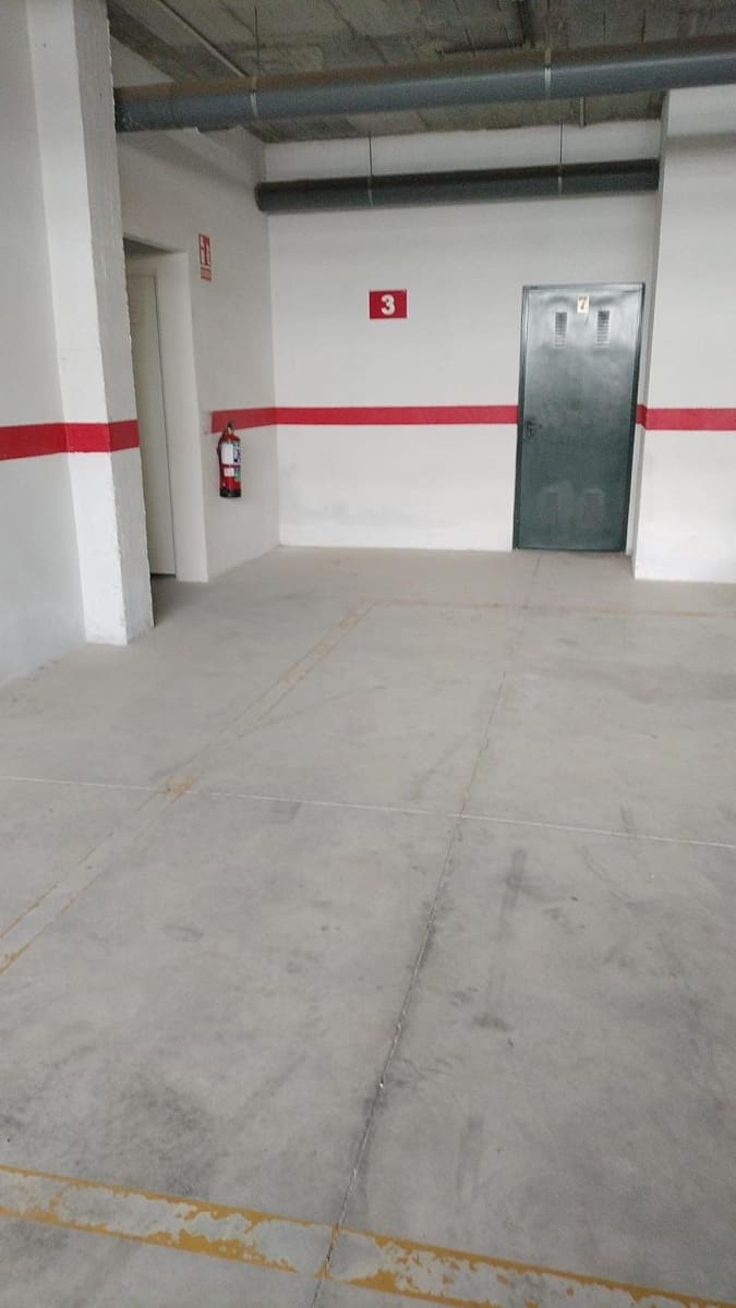 Garasje til salgs i Rincon de la Victoria - € 10 000 (Ref: 8584347)