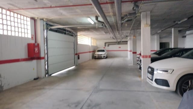 Garage til salg i Rincón de la Victoria - € 10.000 (Ref: 8584347)