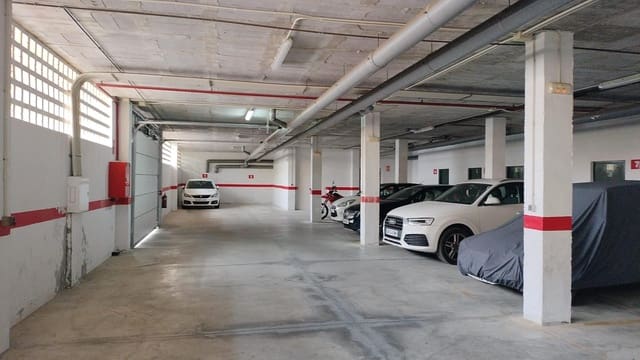 Garage til salg i Rincón de la Victoria - € 10.000 (Ref: 8584347)