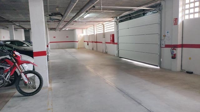 Garage til salg i Rincón de la Victoria - € 10.000 (Ref: 8584347)