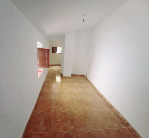 3 soverom Hus til salgs i Canillas de Aceituno - € 60 000 (Ref: 8612667)