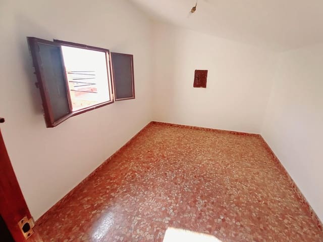 3 soverom Hus til salgs i Canillas de Aceituno - € 60 000 (Ref: 8612667)