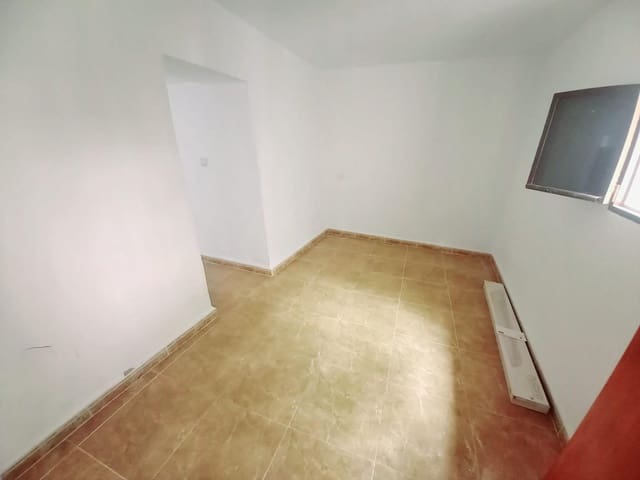 3 soverom Hus til salgs i Canillas de Aceituno - € 60 000 (Ref: 8612667)