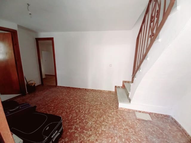 3 soverom Hus til salgs i Canillas de Aceituno - € 60 000 (Ref: 8612667)