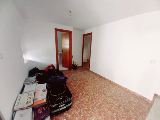 3 soverom Hus til salgs i Canillas de Aceituno - € 60 000 (Ref: 8612667)