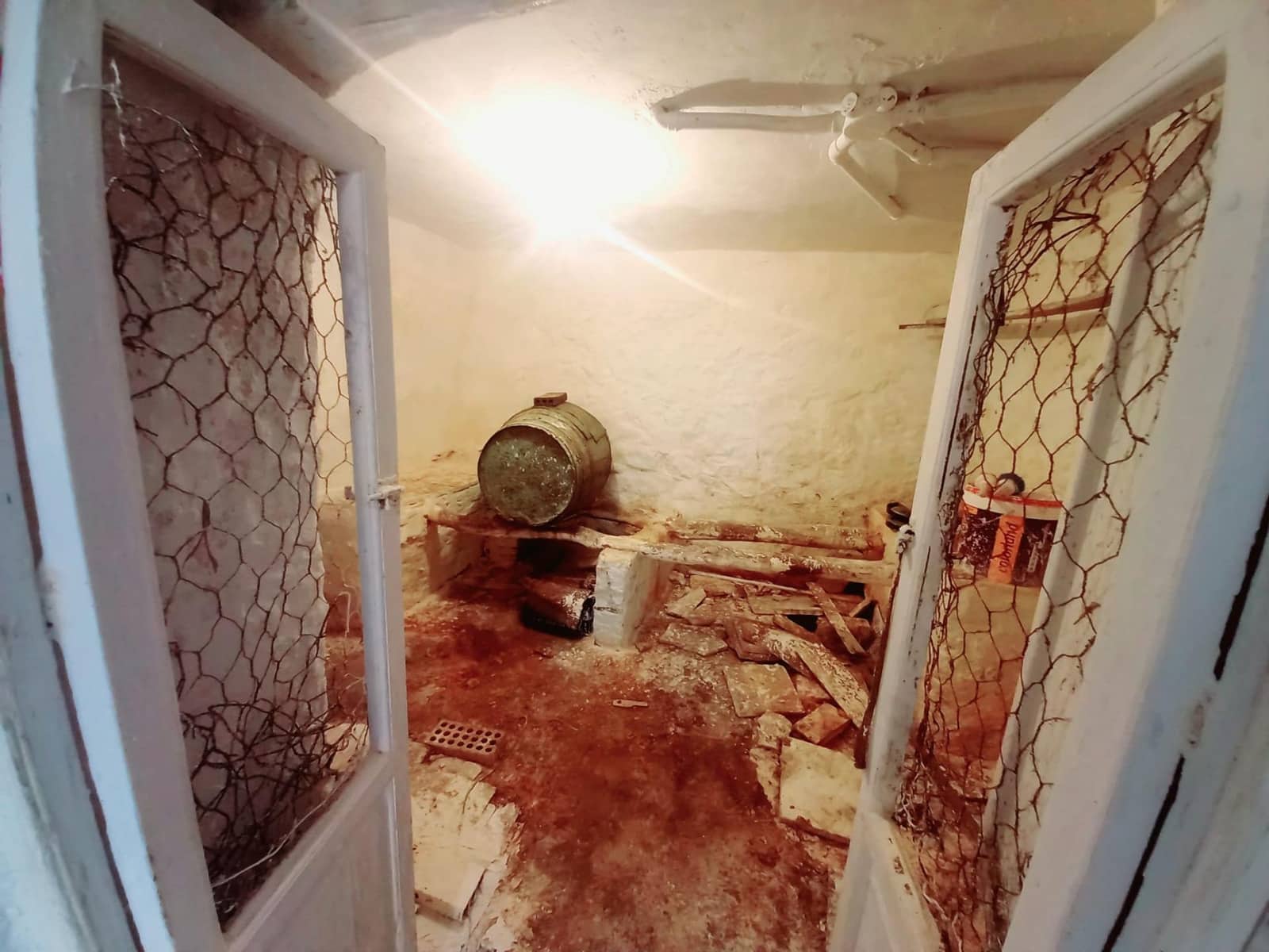 6 soveværelse Villa til salg i Canillas de Aceituno - € 130.000 (Ref: 8662531)