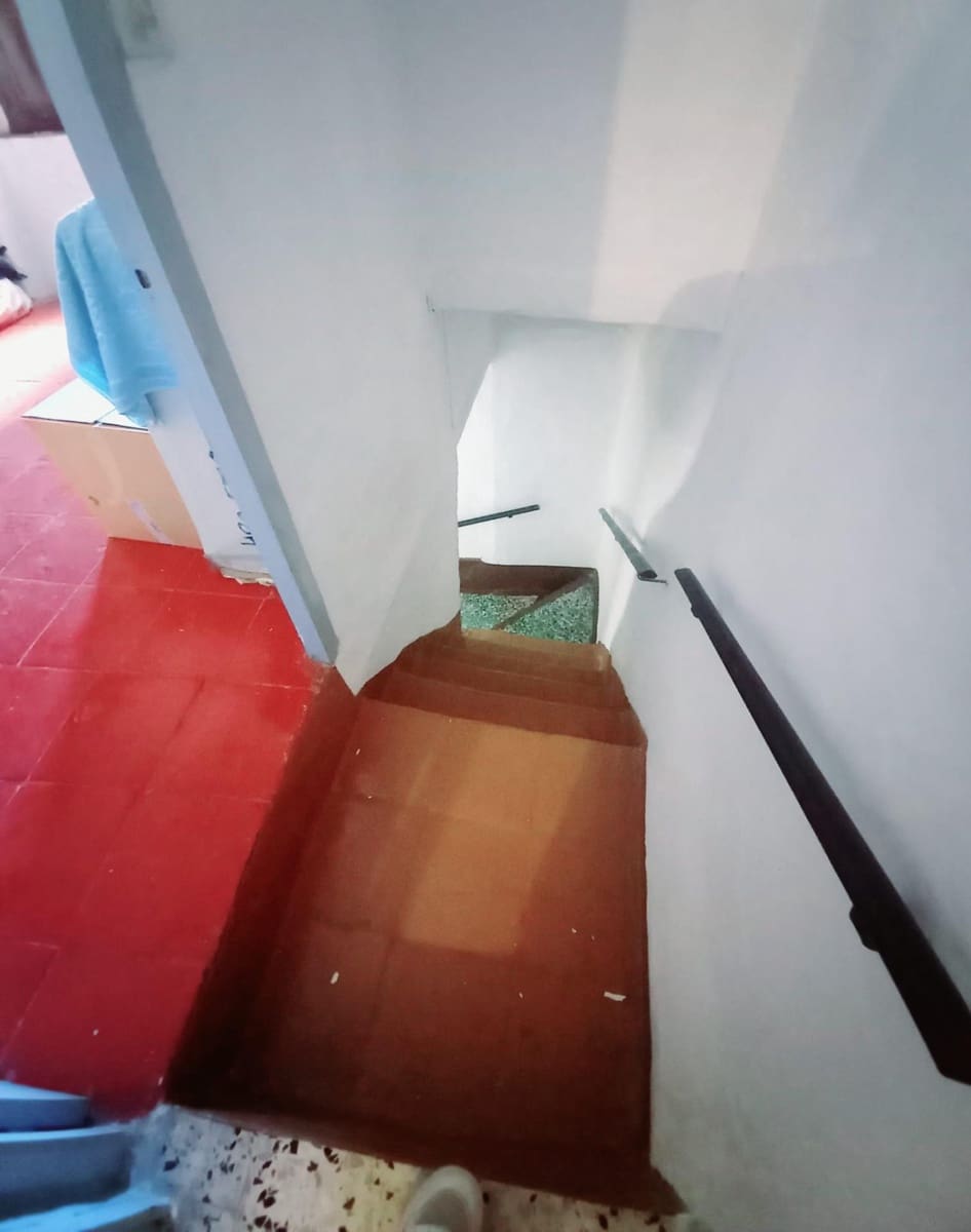 6 slaapkamer Villa te koop in Canillas de Aceituno - € 130.000 (Ref: 8662531)