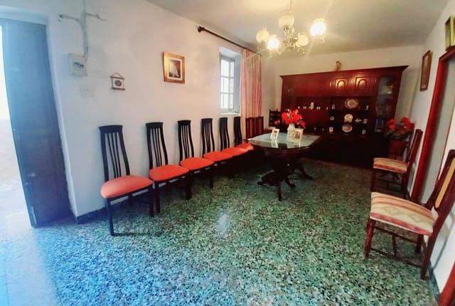 6 soverom Villa til salgs i Canillas de Aceituno - € 130 000 (Ref: 8662531)