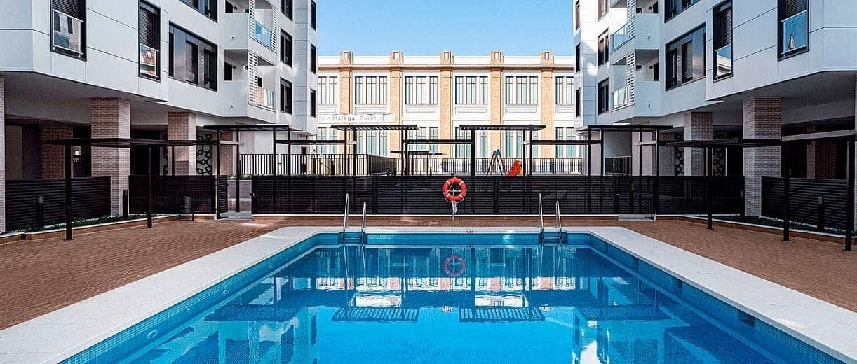 3 bedroom Flat for sale in Malaga city with pool garage - € 750,000 (Ref: 8722217)