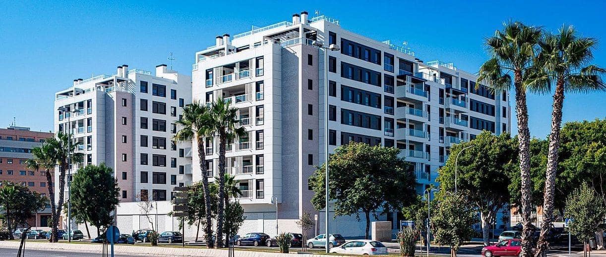 3 bedroom Flat for sale in Malaga city with pool garage - € 750,000 (Ref: 8722217)