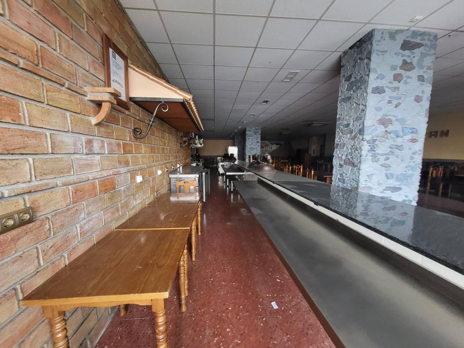 Local Commercial à louer à Malaga ville - 4 500 € (Ref: 8741867)