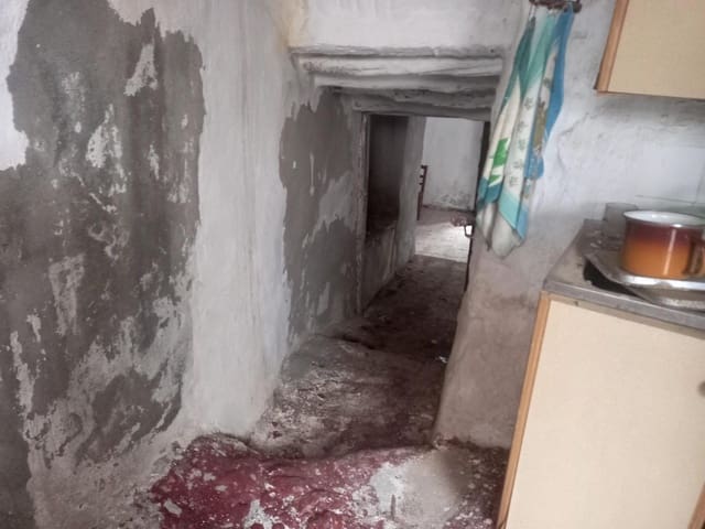 4 makuuhuone Omakotitalo myytävänä paikassa Canillas de Aceituno - 35 000 € (Ref: 8799061)