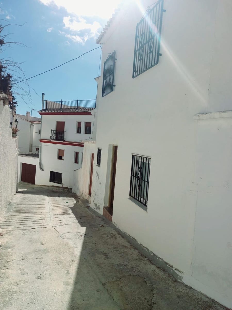 3 soveværelse Byhus til salg i Canillas de Aceituno - € 189.900 (Ref: 8851918)