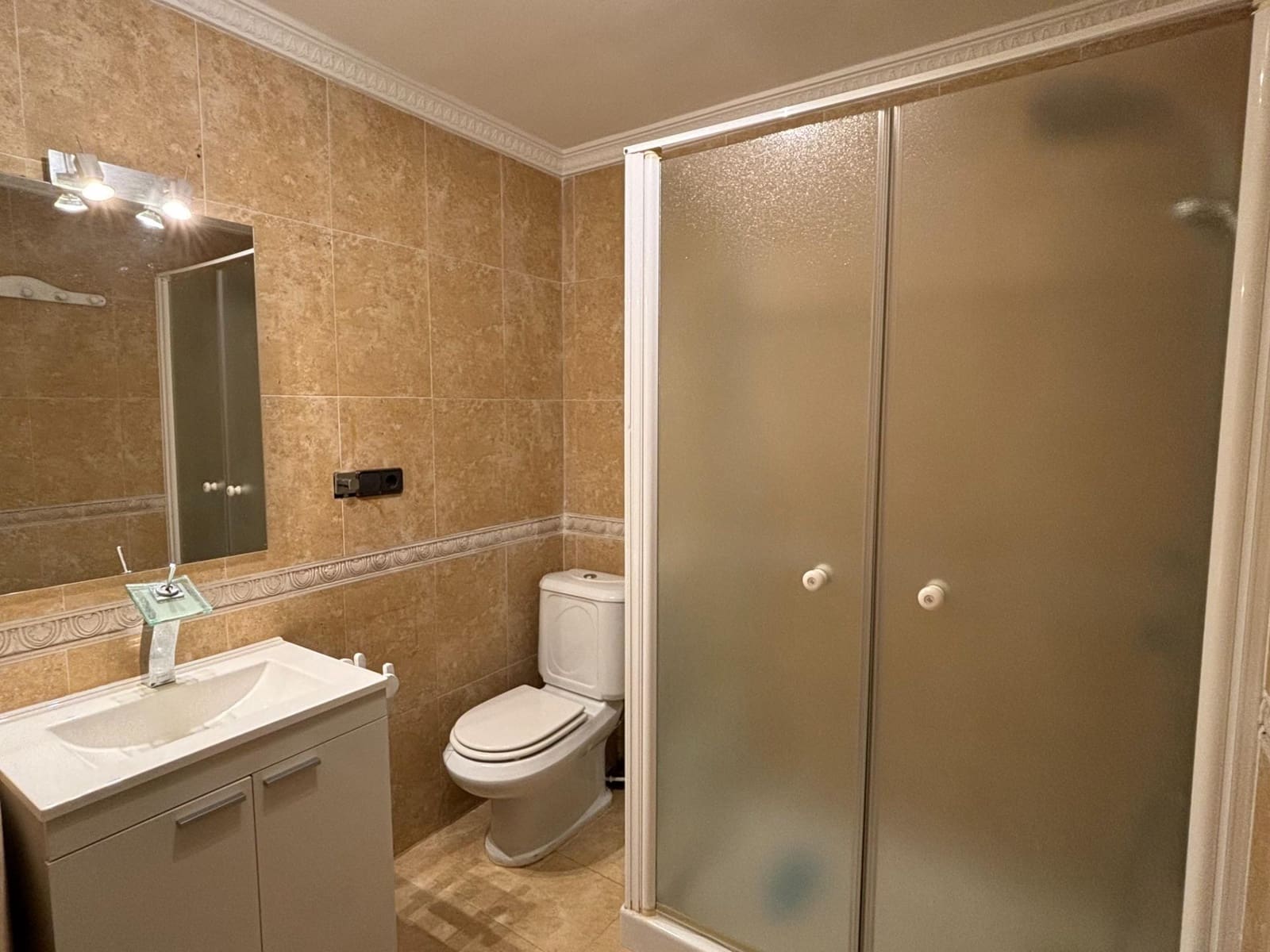 3 chambre Villa/Maison à vendre à Golden Mile avec piscine garage - 825 000 € (Ref: 8924145)