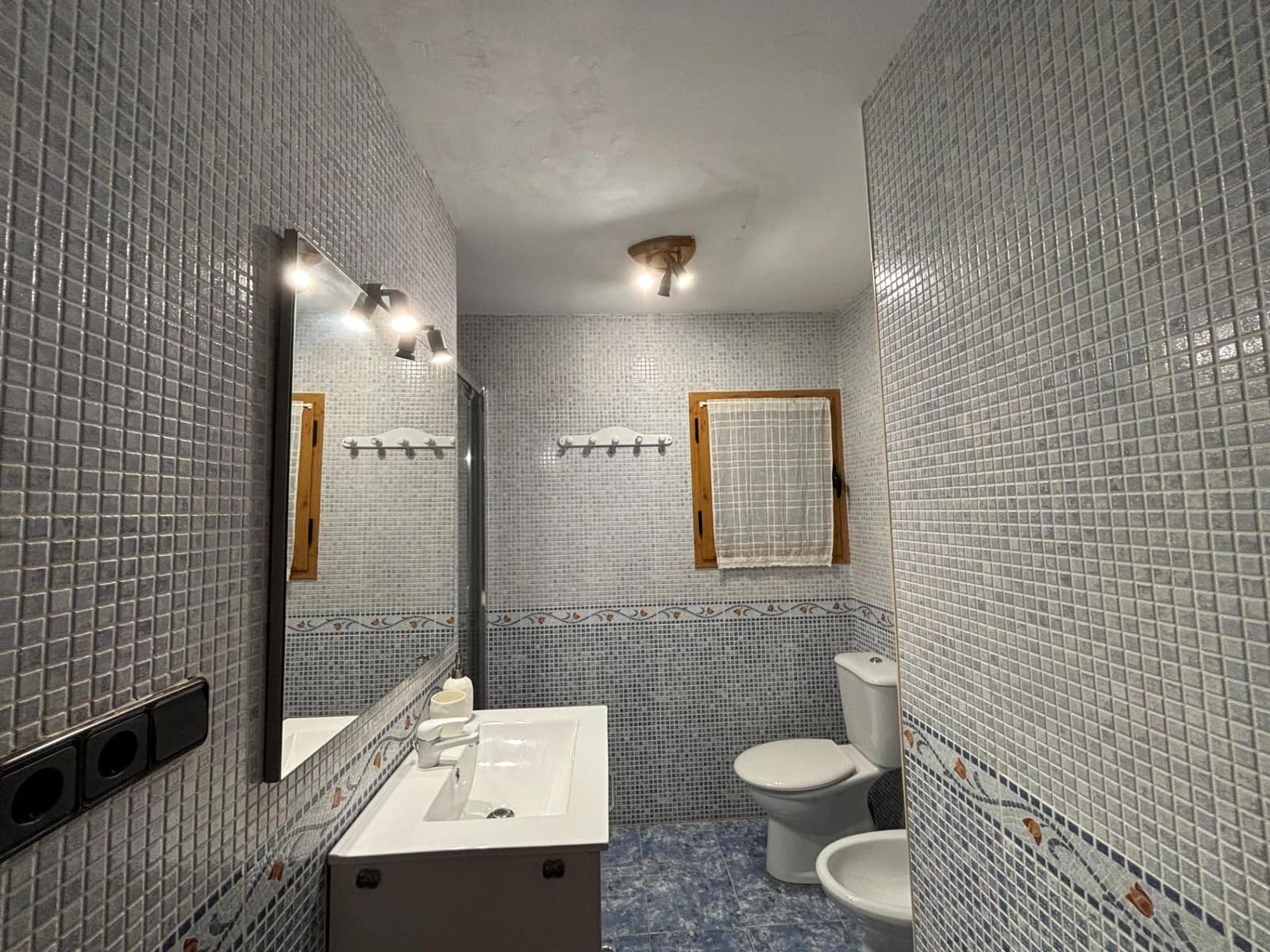 3 chambre Villa/Maison à vendre à Golden Mile avec piscine garage - 825 000 € (Ref: 8924145)