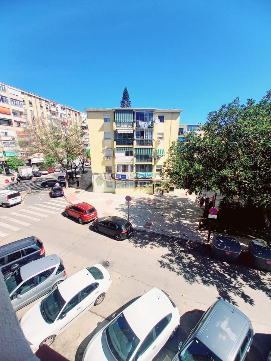 3 soverom Leilighet til salgs i Malaga by - € 275 000 (Ref: 8936969)