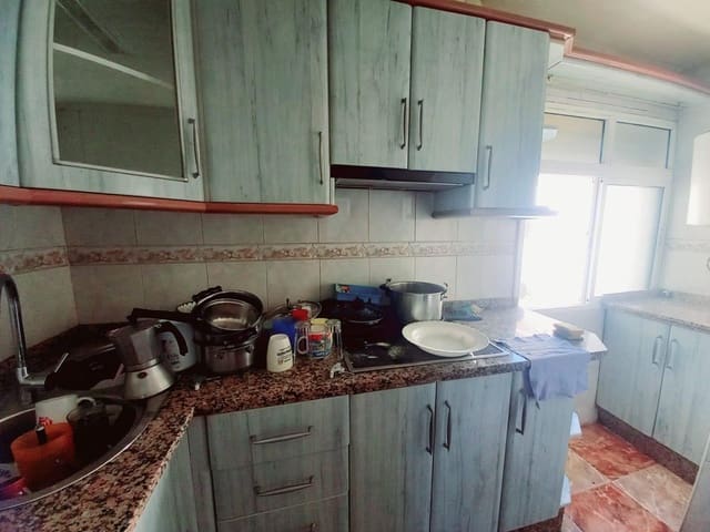 3 soveværelse Lejlighed til salg i Giron, Málaga by - € 275.000 (Ref: 8936969)