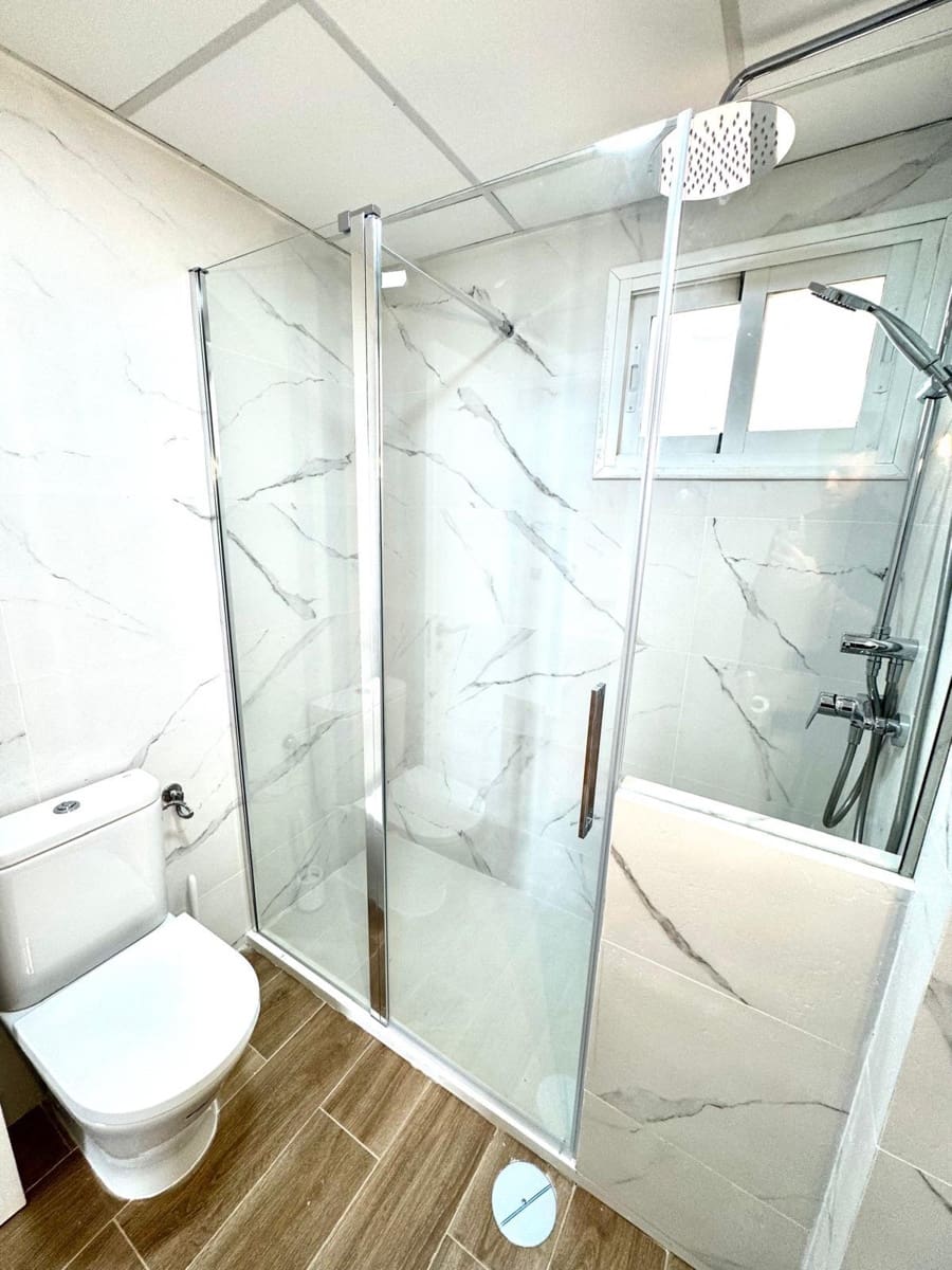 Piso de 3 habitaciones en Rincón de la Victoria en venta con piscina - 410.000 € (Ref: 8950679)