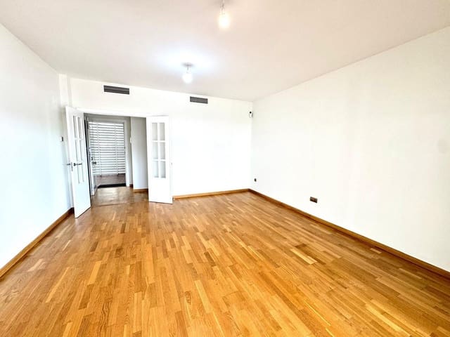 Piso de 3 habitaciones en Rincón de la Victoria en venta con piscina - 410.000 € (Ref: 8950679)