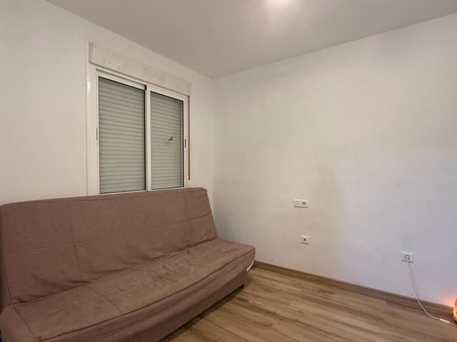 Piso de 5 habitaciones en Rincón de la Victoria en venta con piscina garaje - 420.000 € (Ref: 8976229)